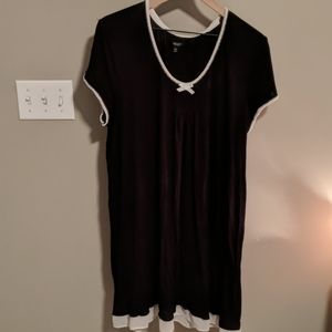 Vera Wang night gown